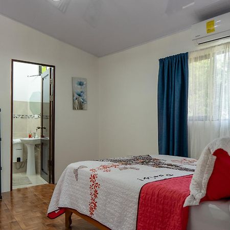 كيبوس Yellow House المظهر الخارجي الصورة