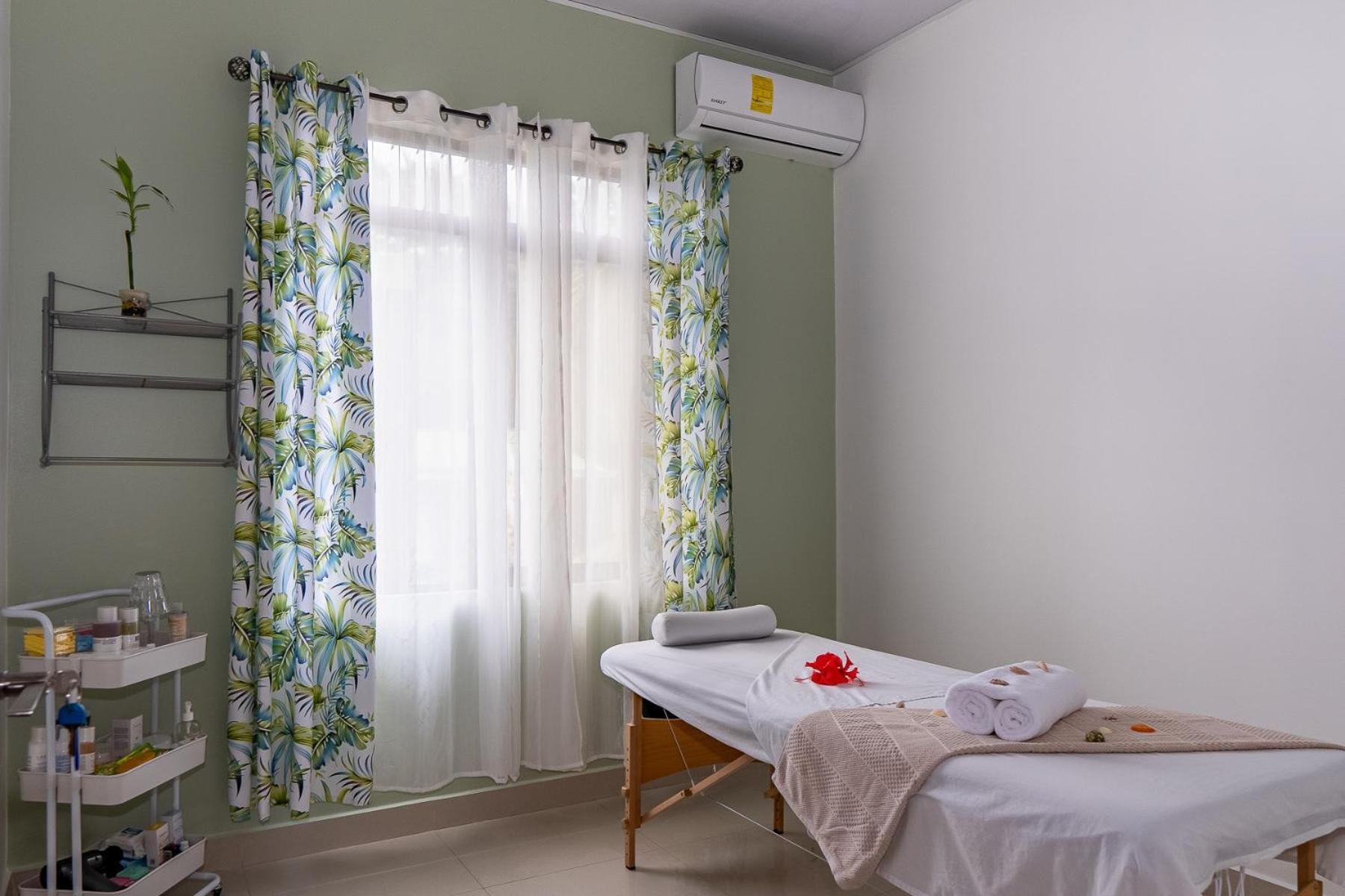 كيبوس Yellow House المظهر الخارجي الصورة