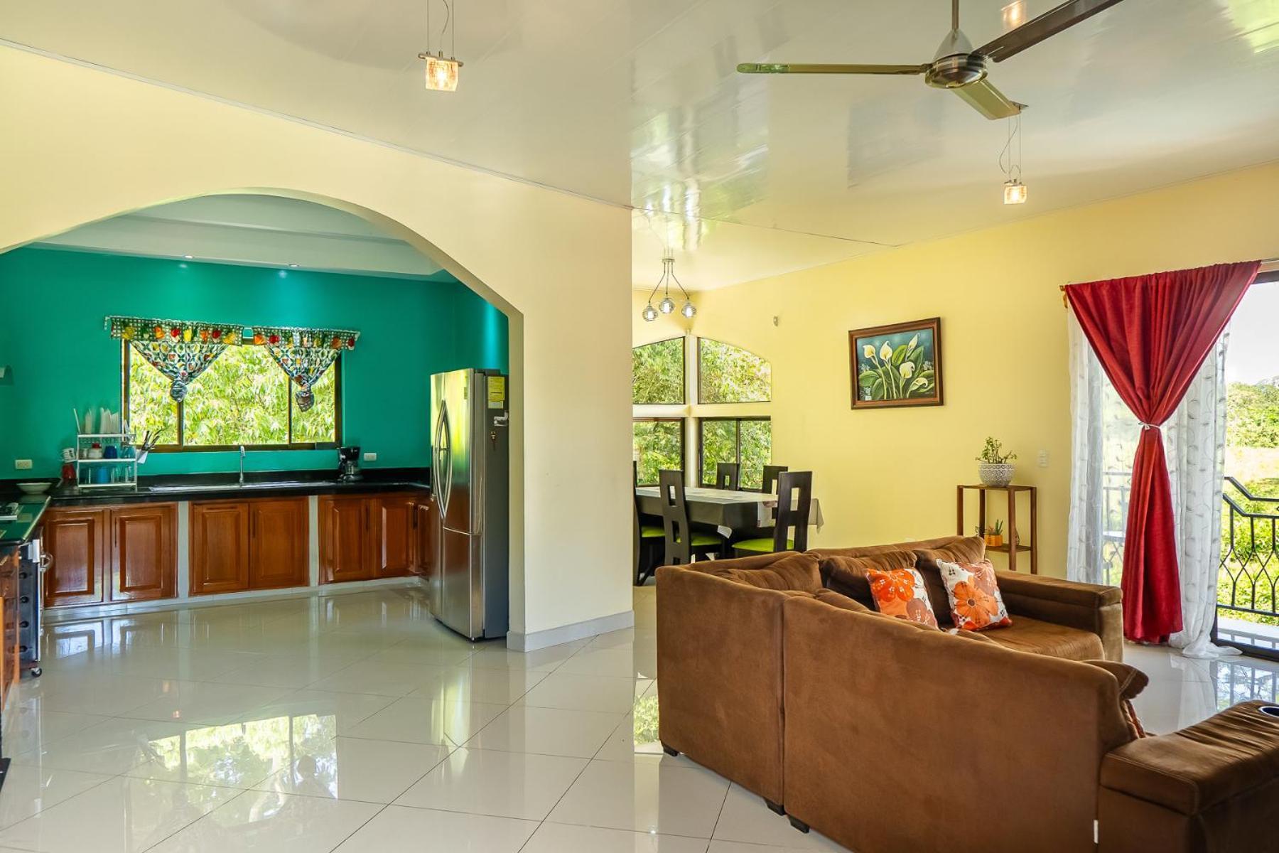 كيبوس Yellow House المظهر الخارجي الصورة